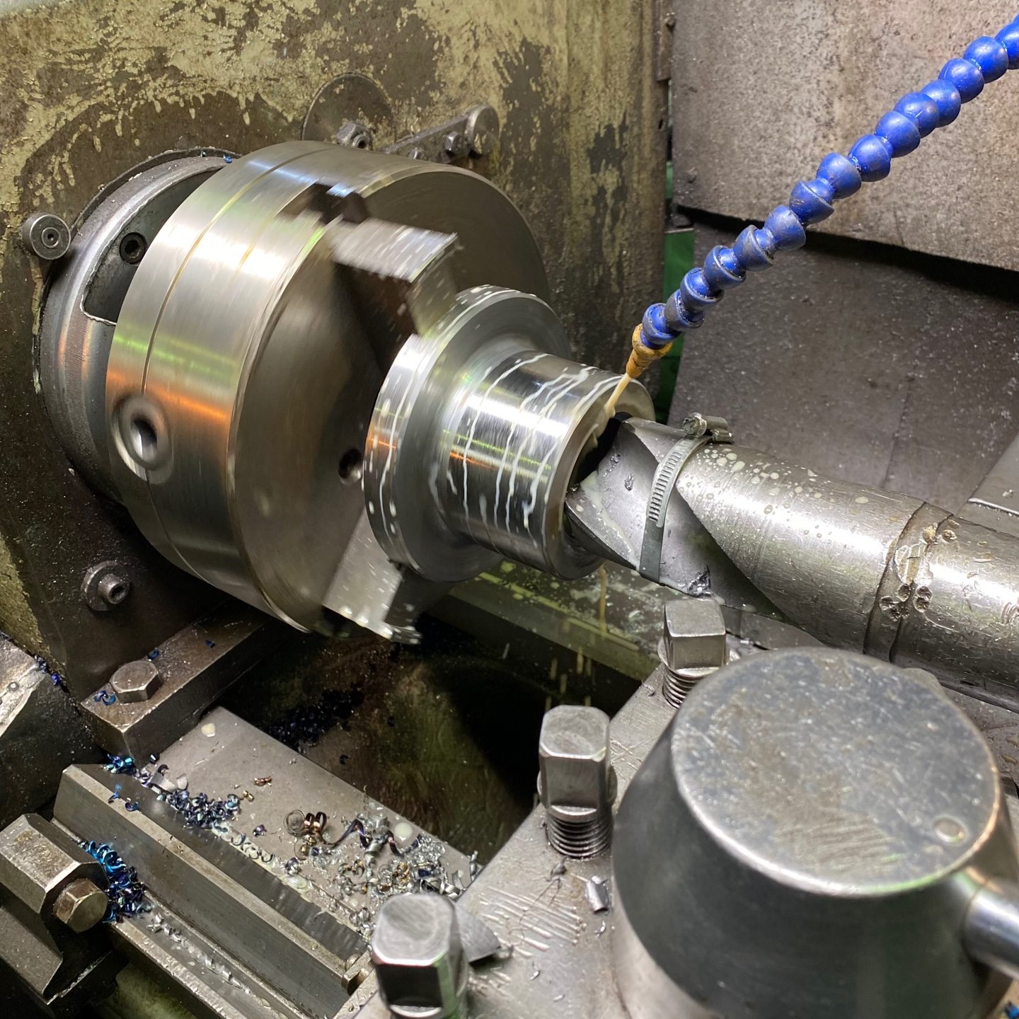 токарные работы по металлу в спб